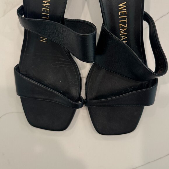 Stuart Weitzman - Picture 4 of 7